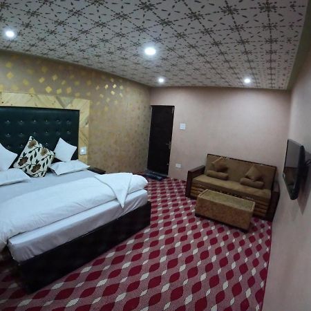 Hotel Seven Pahalgām エクステリア 写真