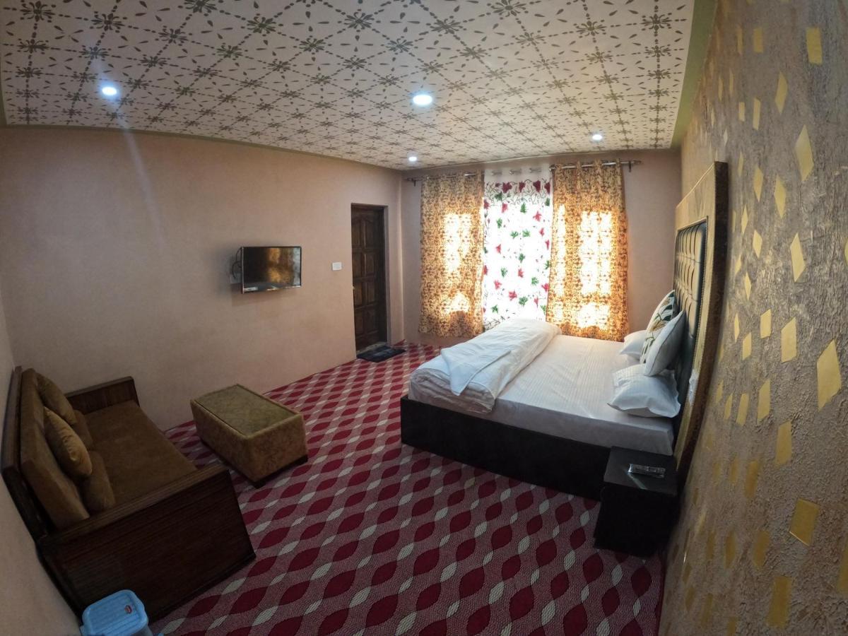 Hotel Seven Pahalgām エクステリア 写真