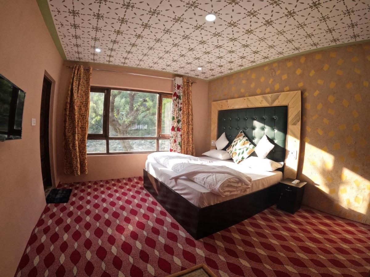 Hotel Seven Pahalgām エクステリア 写真